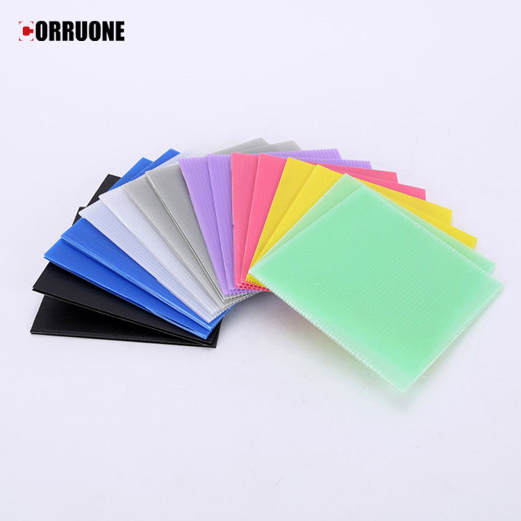 Painel de favo de mel de PP branco com densidade 1500gsm-3500gsm para condutividade térmica 0,03W/mK