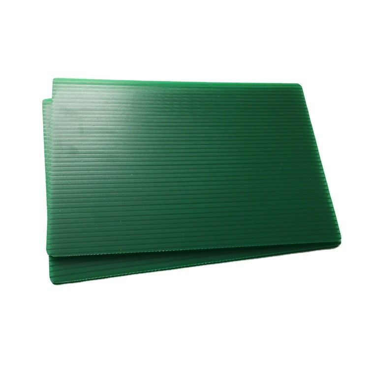 Sunproof arde - a folha ondulada A4 Coroplast do HDPE retardador cobre 4x8